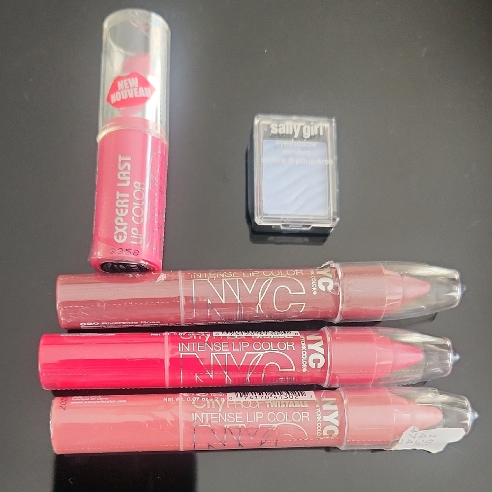 NYC Lip Color Collection - Vibrant Pinks - Picture 4 of 16
